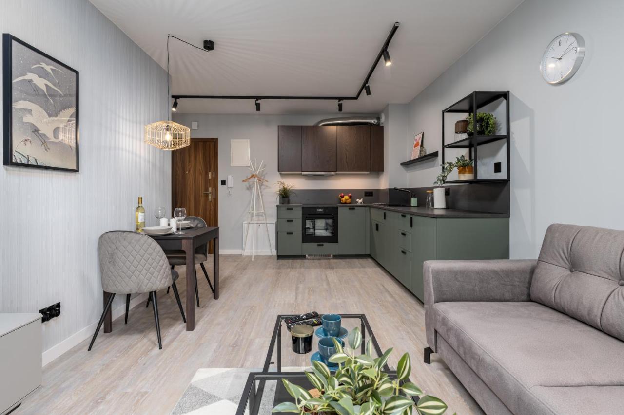 Citycenterapartments-11/21 *